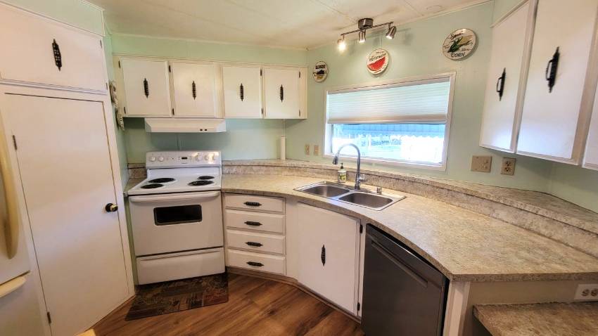181 Juniper Dr. West a Dundee, FL Mobile or Manufactured Home for Sale